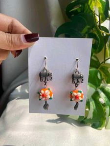 unique elephant lampwork earrings handmade