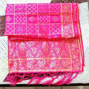 Vibrant Pink Bandhani Dupatta