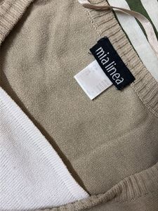 Chic Beige Knit Sweater