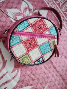 19.Stylish Round Bohemian Sling Bag