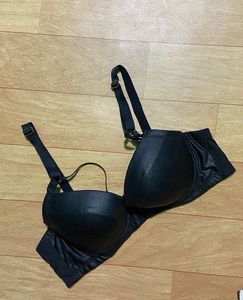 Black Leatherette Tee Bra
