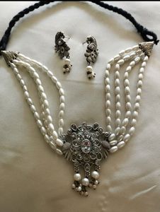 Grab Our Brass Choker Set With Semiprecious Stones And Pearls Work ♥️ 👌👌👌
