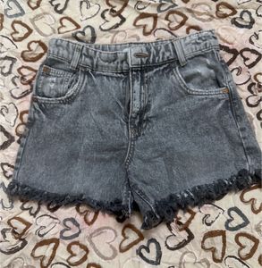 ZARA Grey Denim Frayed Hem Shorts