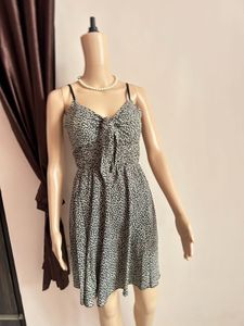 Cute Black &amp; White Ditsy Print Dress