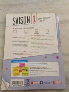 Saison 1: Methode de Francais Textbook