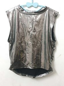 📸Silver Metallic Sleeveless Top