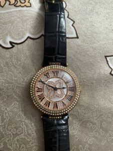 Sparkling Women's Watch
