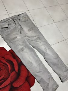 Grey Distressed Slim Fit Jeans