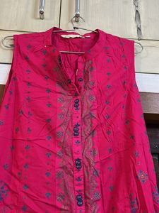 Vibrant Pink Sleeveless Kurta
