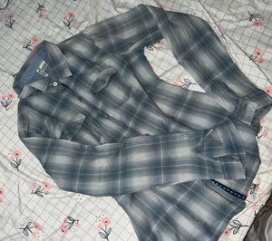 Classic Plaid Long Sleeve Shirt
