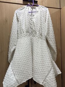 Elegant White Long Sleeve Dress