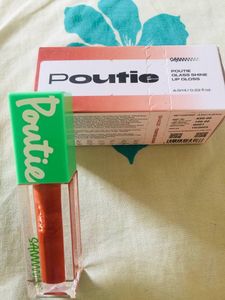 Poutie Glass Shine Lip Gloss😍