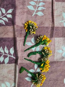 Set of 5 Yellow Floral Hair Accessories