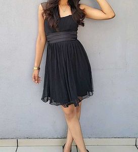 Elegant Black Chiffon Dress