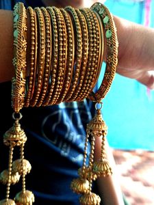 Golden Chudi For Women And Girls🥰