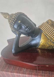 Reclining Buddha Statue - Serene Decor