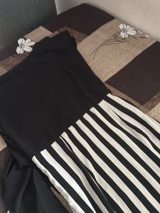 Chic Black &amp; White Striped Dress