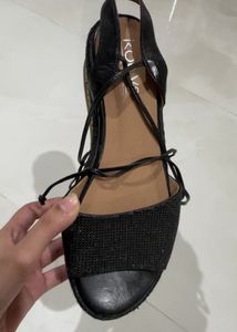 completely New Black Blingy tying Platform Sandals