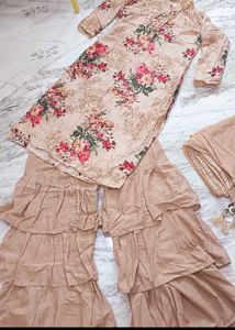 Elegant Floral Kurta Set with Dupatta