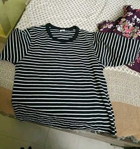 Classic Black &amp; White Striped Tee