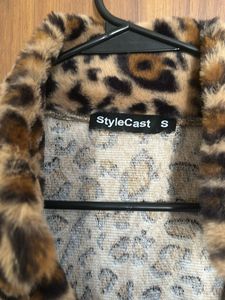 Cozy Leopard Print Faux Fur Jacket