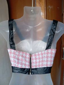 Trendy Houndstooth Crop Top