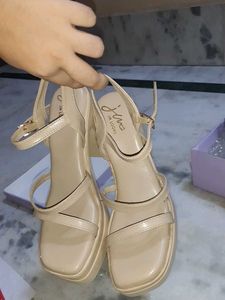 Chic Platform Heeled Sandals