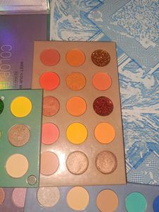 4 Color Eye Shadow Palettes