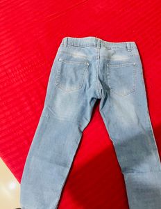 Max Capri