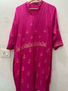 Vibrant Pink Saree with Gold Print