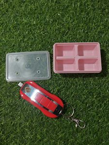 Ice Cube Tray with free mini power Bank
