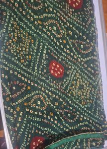 Stylish Bandhani Print Saree