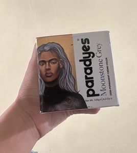 Parades Semi-Permanent Hair Color