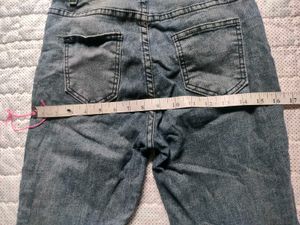Stylish Grey Wash Skinny Jeans