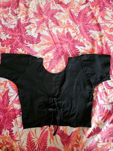 Black tie-back crop top