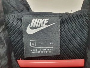Nike Windbreaker womans Jacket