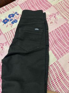 Classic Black Skinny Fit Jeans