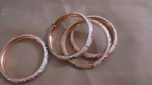 Set of 4 White Floral Bangles rajasthan kada