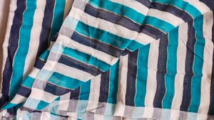 ❗CHECK DESCRIPTION ❗Blue Handloom Blouse Piece