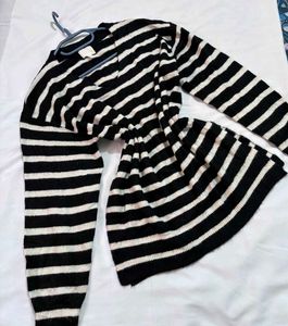 💟Original H&amp;M Striped V-Neck Sweater O
