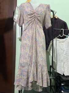 Chic Floral Print Ruched Midi Dress