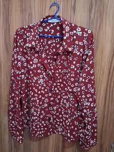 Maroon Floral Print Y2K Shirt🌸