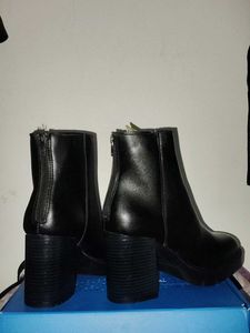 Black Heeled Ankle Boots For Woman