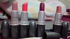 MAC Lipsticks - Set of 4 Shades