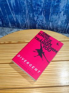 Divergent New York Times Bestseller Veronica Roth