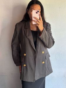 Chic Double-Breasted Blazer