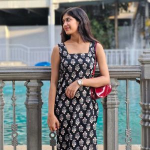Elegant Black Printed Dress