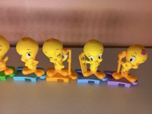 Tweety Bird Figurines Set Kinder Joy Toy