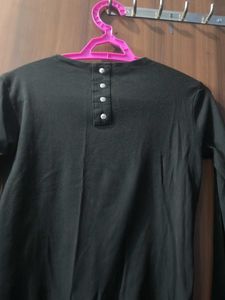 Ribbed Black Long Sleeve Top