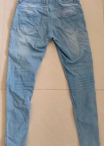 Light Wash High-Waisted Denim Jeans